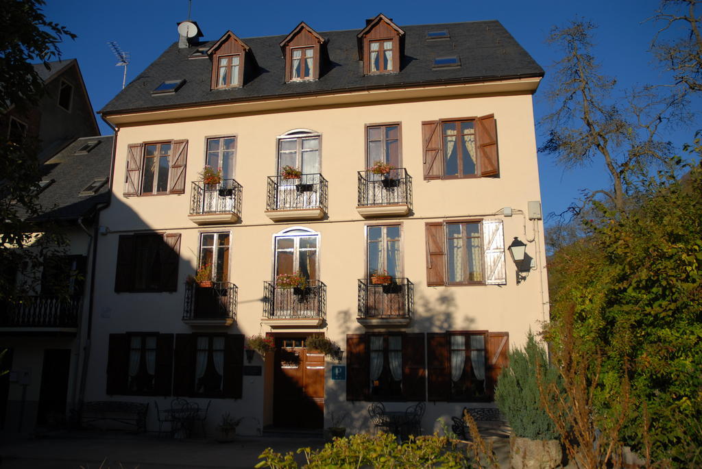 Casa Es Neres Les